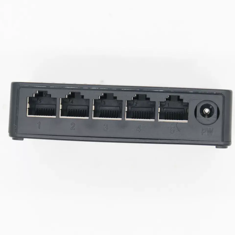 Stokta 5 RJ45 port masaüstü gigabit Ethernet anahtarı hızlı ağ anahtarı LAN Hub anahtarı Ethernet