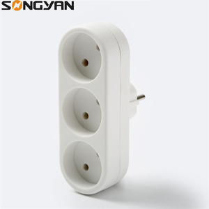 Enchufe de 3 vías de un a dos orificios, adaptador de corriente estándar europeo de 2 pines - Product Image 1