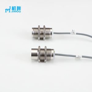 DC 24V Industrial Full Metal Sensor de proximidad inductivo Detector de distancia multiposición con detección magnética - Product Image 4