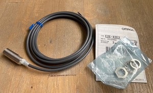 Yeni ve orijinal Plc E2EX2E2 yakınlık anahtarı 2M 1224VDC yeni PKG PLC programlama denetleyici - Product Image 3