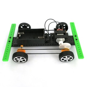 Four-wheel Drive Car Materials Creative DIY Science Experiment <strong>Model</strong> <strong>Kit</strong> Assemble Projects Teaching Educational <strong>Equipment</strong> - Product Image 1
