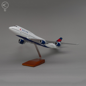 Mükemmel kalite 1/150 ölçekli uçak modeli Boeing 747-400 Delta hava hatları 47cm uçak modeli - Product Image 3