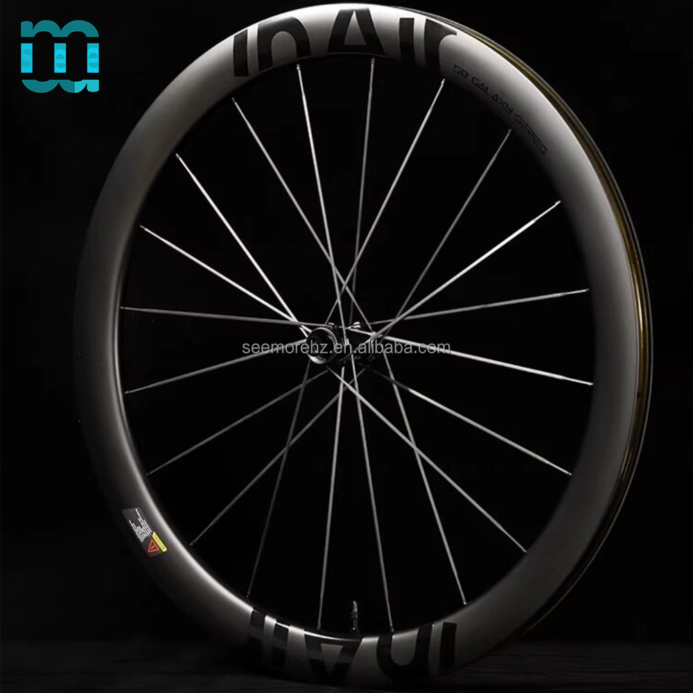 Logotipo negro - Profundidad delantera 40 mm trasera 50 mm