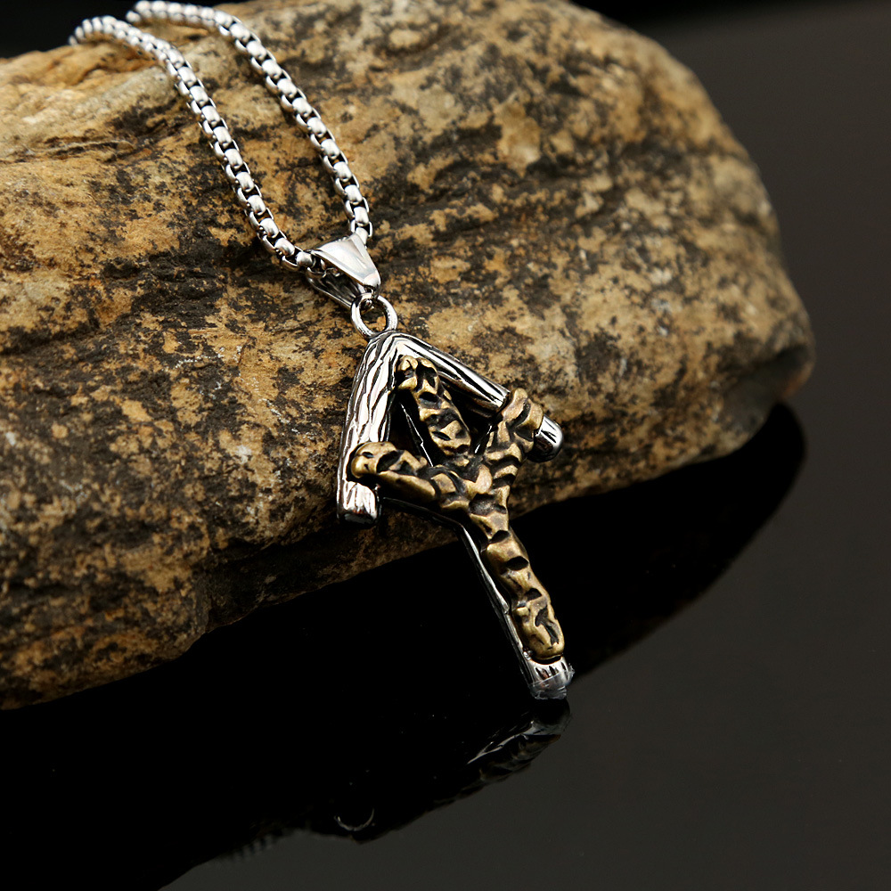 Two-tone gold (chain not included)