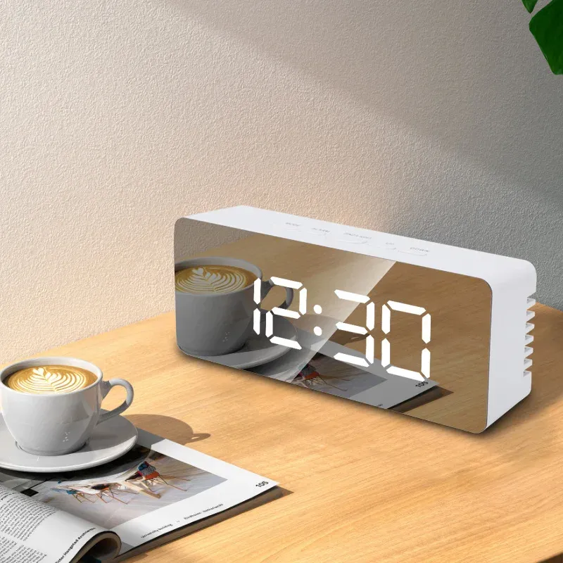 Y188 jam meja cermin desain baru penjualan laris jam alarm digital lampu latar LED dalam stok tampilan termometer jam meja