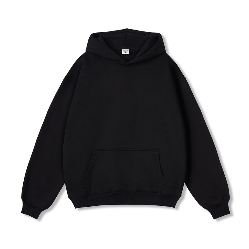 À capuche noire