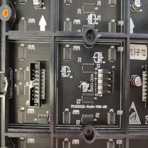 Moisture-proof and Durable P2.5 <strong>LED</strong> <strong>Display</strong> Market Information Screen - Product Image 5