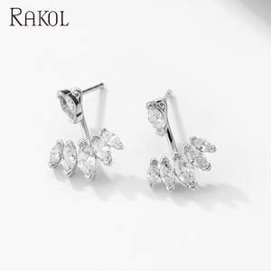 RAKOL EP2809 CZ kristal çiçek yaprak kulak Wrap manşetleri tırmanıcı küpe süpürme düğme küpe kızlar ve kadınlar için