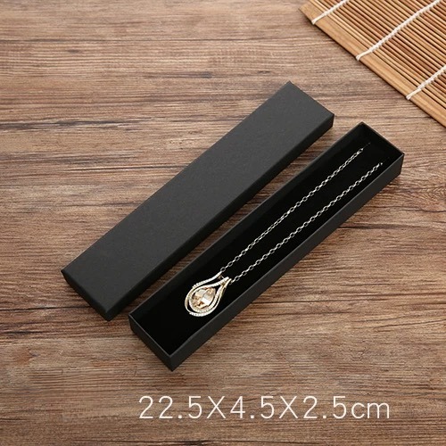 Black chain box 22x4.5x2.5cm