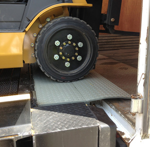 8 Tonnen Kapazität Elektrisches hydraulisches Kanten dock lager Kleines Dock Leveler No Pit Edge Dock Leveler - Product Image 5