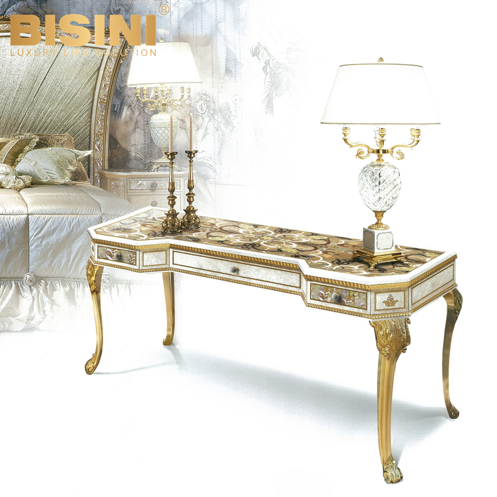 Coiffeuse et chaise