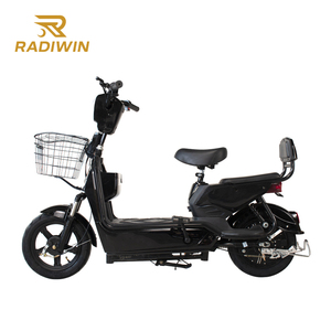 批发低价20 "350w 48v 60v城市成人电动自行车双座16 20英寸带踏板驱动的漂亮城市电动滑板车