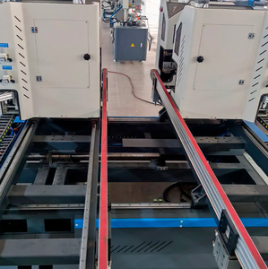 Automatico CNC orizzontale PVC UPVC telaio quattro angoli pulizia e saldatura macchina finestra e porta linea di produzione macchina che fa macchina - Product Image 5