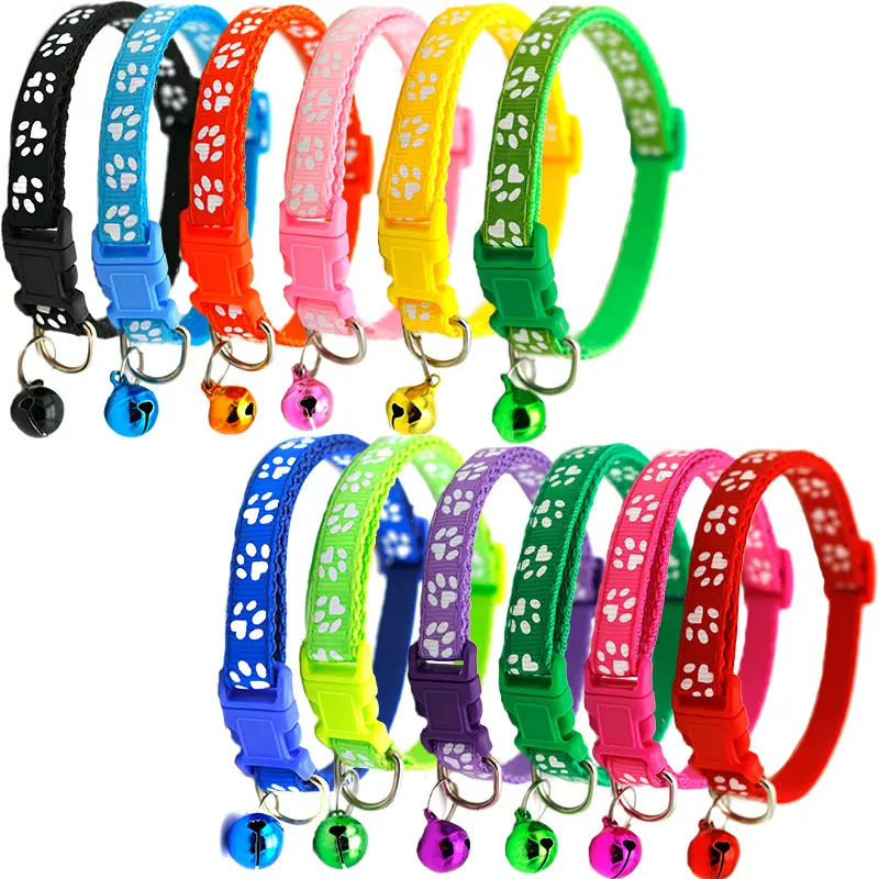 ผู้ผลิตขายส่ง Multi-สี Paw พิมพ์ Nylon Cat Dog Collar กับ Bell