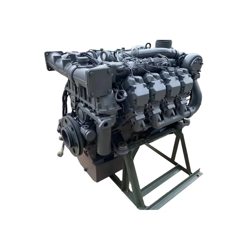 BF8M1015CP डीजल इंजन विधानसभा पानी ठंडा 4 स्ट्रोक 440kw 2100rpm पूरा ड्यूज इंजन के लिए मशीन