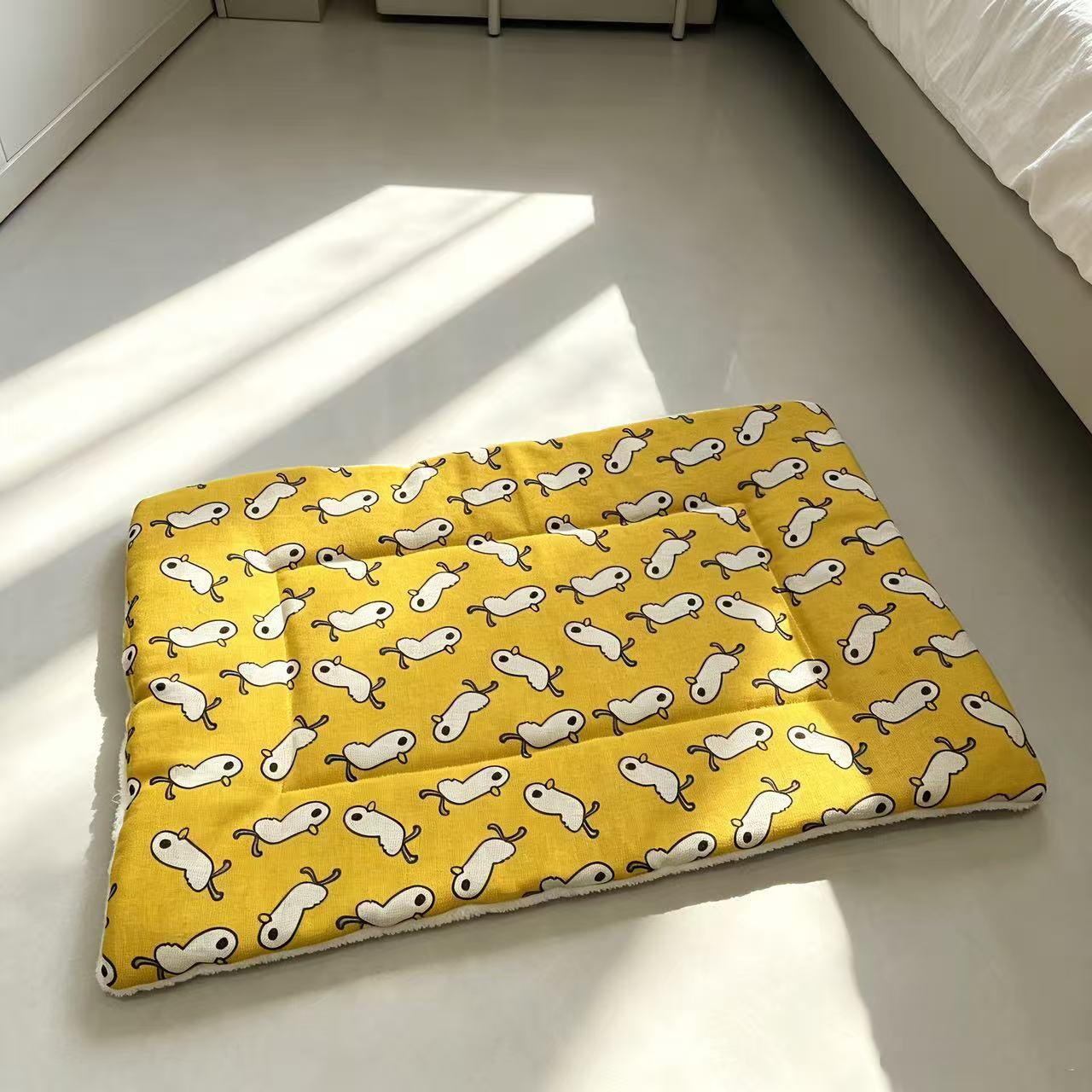 Yellow Duck - Refreshing Cotton and Linen Thick Mattress