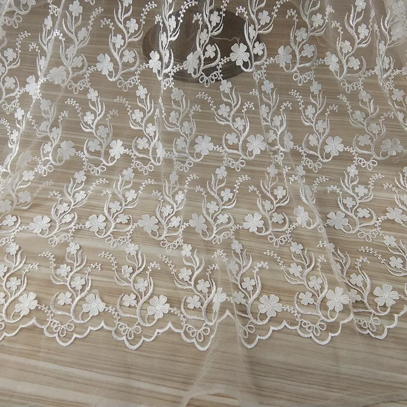 Hermosa 3D flor bordado tela de encaje para el vestido