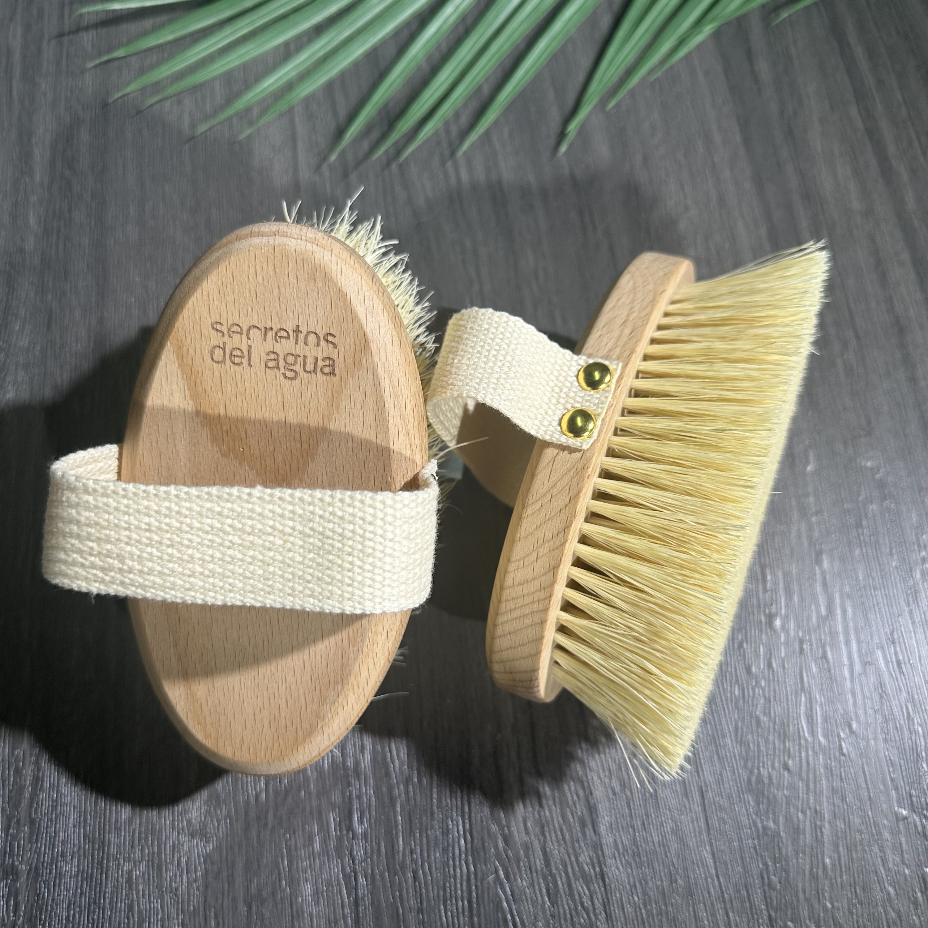 YZ-08A di faggio + sisal setola vegana 3.7cm