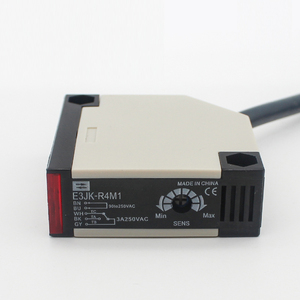 Sensor de reflexión especular infrarroja Sensor de interruptor fotoeléctrico cuadrado/R4M1 DC12V 24V AC220V - Product Image 1