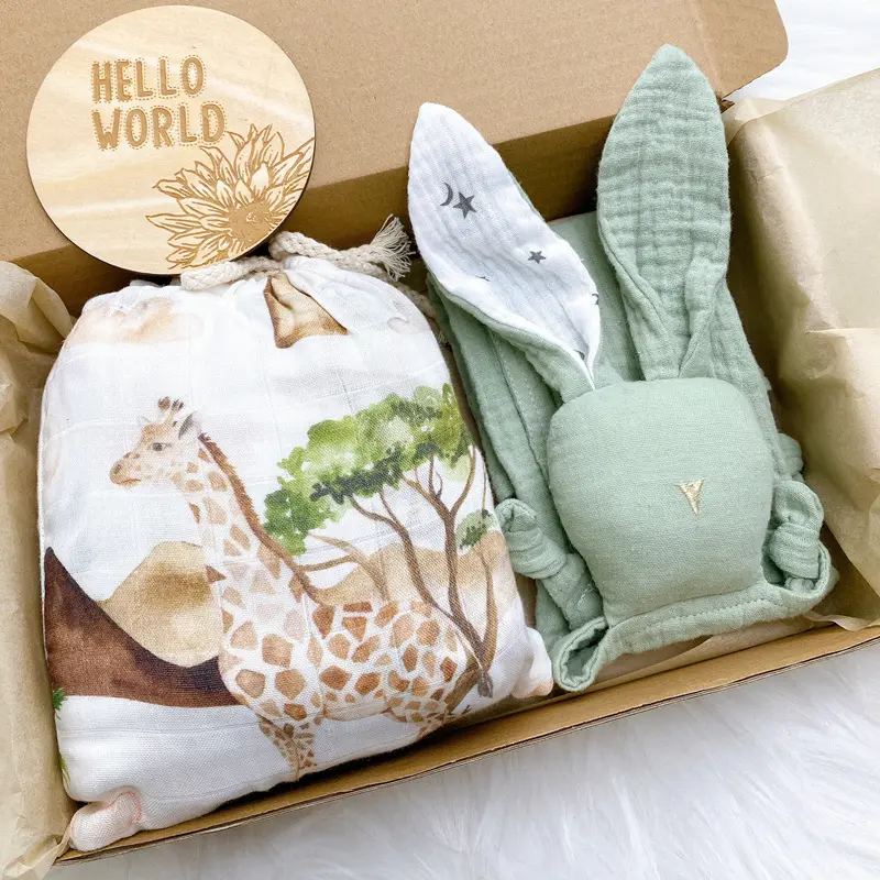 HELLO WORLD Tarjeta de madera Conejo Bebé Edredón Manta Caja de regalo Conjunto Muselina Cuna de bebé recién nacido Juego de sábanas ajustables