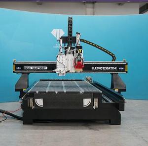 El último enrutador CNC de madera de eje giratorio 1530 5x10 con cambiador automático de herramientas y husillo horizontal a la venta - Product Image 2