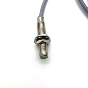 SVLEC M8 Magnetic Proximity <strong>Sensor</strong> 2 Meter In-Ductance Extended Sensing with 2mm <strong>Detection</strong> Distance Flush Mounted