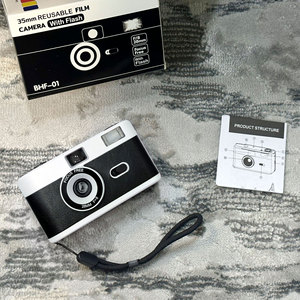 Logo Print Cheap Reusable <strong>Kodak</strong> Film 35mm Camera Colorful Manual Wind and Rewind Photos with White Flash - Product Image 4