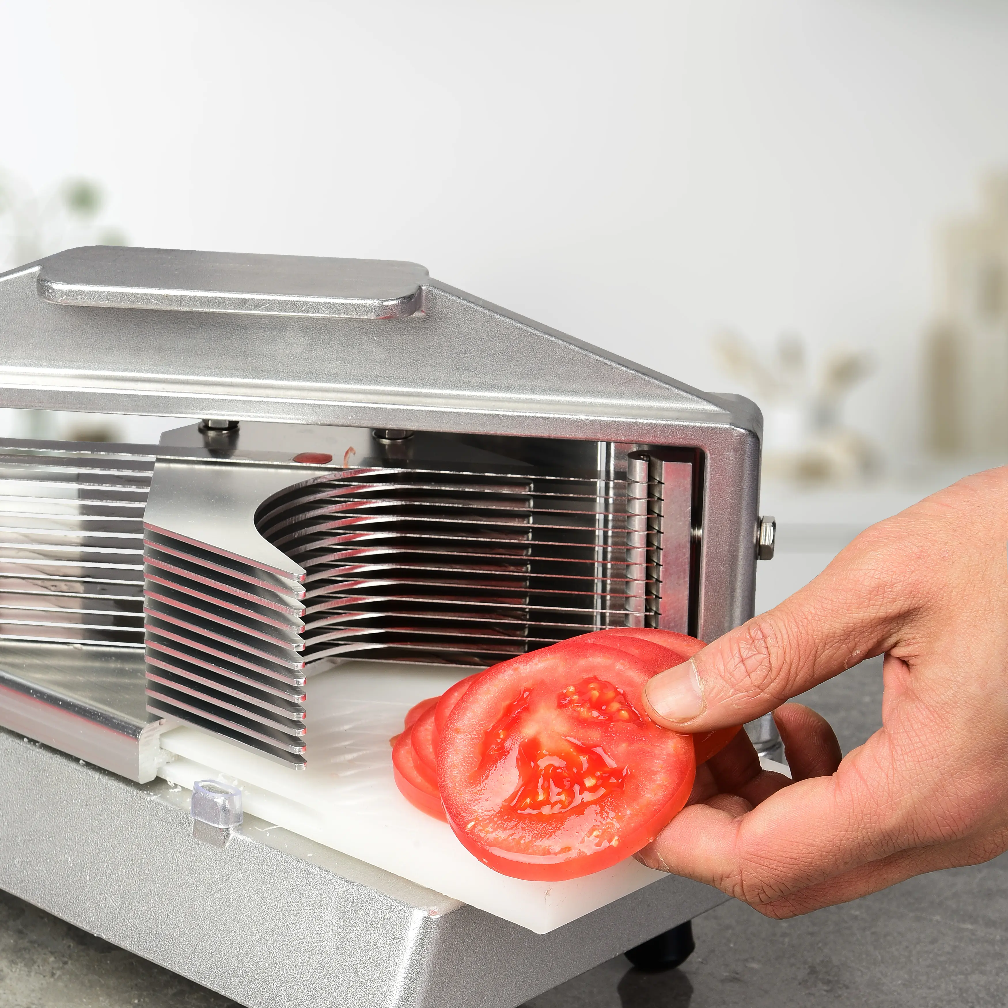 Cortadora de tomate manual de aluminio comercial con cuchilla de acero inoxidable