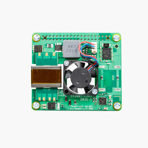 Raspberry Pi PoE + HAT/PoE HAT Powers A Raspberry Pi 4 & Pi 3 B + tramite un cavo Ethernet