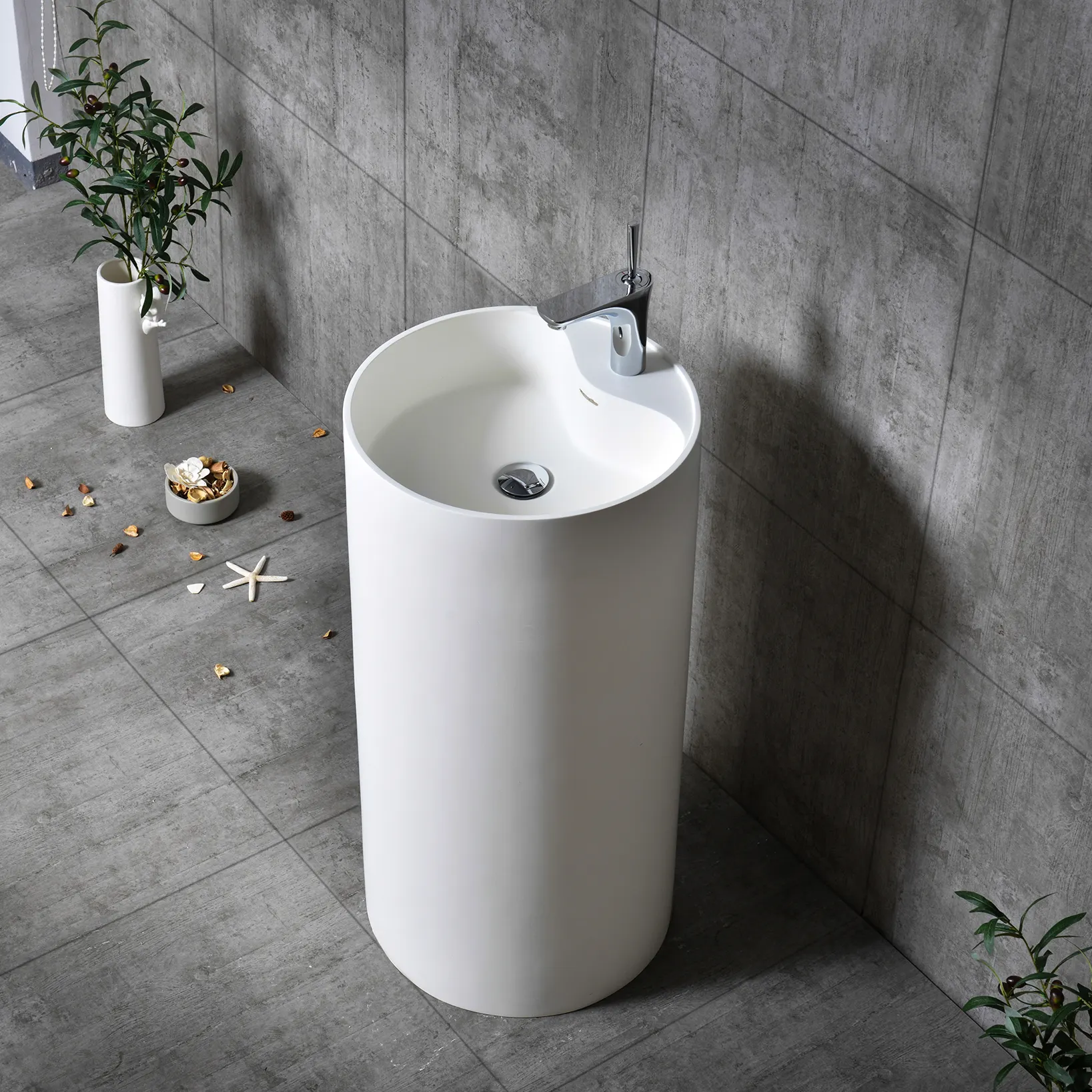 Lavabo de salle de bain de forme ronde, lavabo autoportant en résine de pierre de fonte, évier d'art