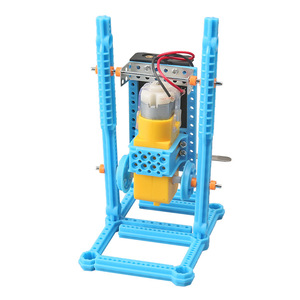 Wissenschaft und Technologie Kleine Produktion Biped Robot Diy Kinder Spaß Spielzeug Kinder handbuch Wissenschaft Experiment Modell Großhandel