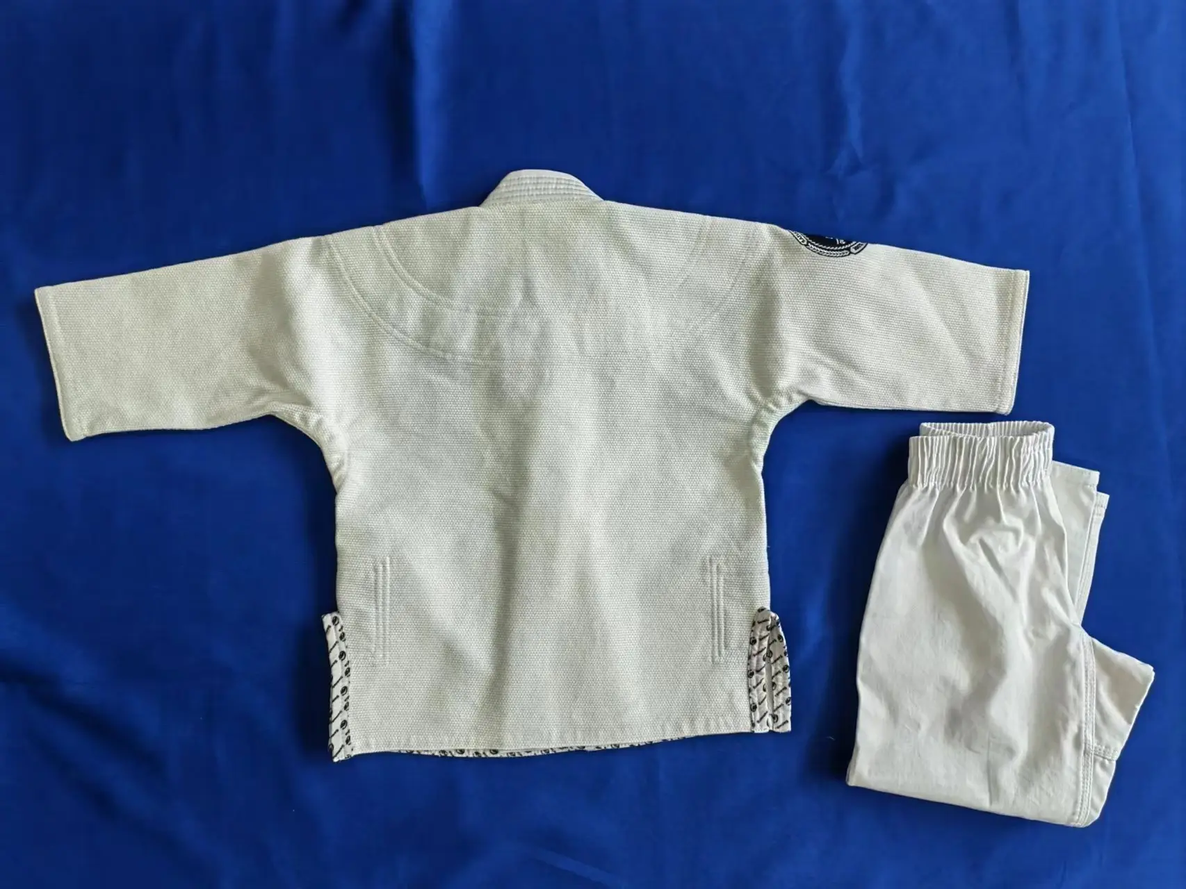2023 hot Customized Design Brazilian Jiu jitsu Gis Martial Arts Uniform white BJJ Gis Kimonos