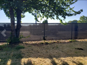Factory Direct Provide 4'x50' Privacy Fence Screen with Brass Grommet 90% Blockage Windscreen Outdoor Mesh Fencing <strong>Cover</strong> <strong>Netting</strong> - Product Image 2