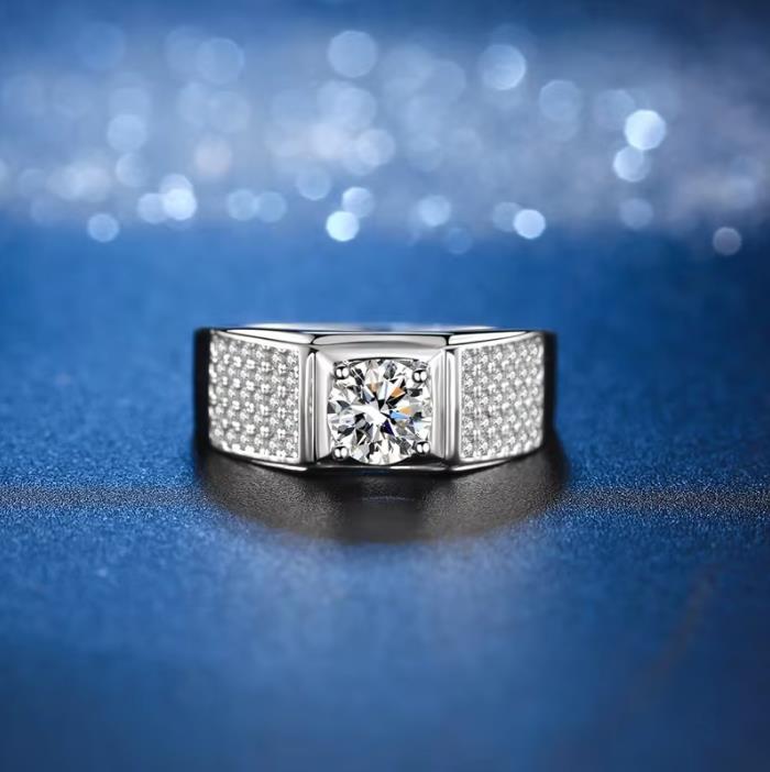 6 Stars moissanite + certificate One Carat