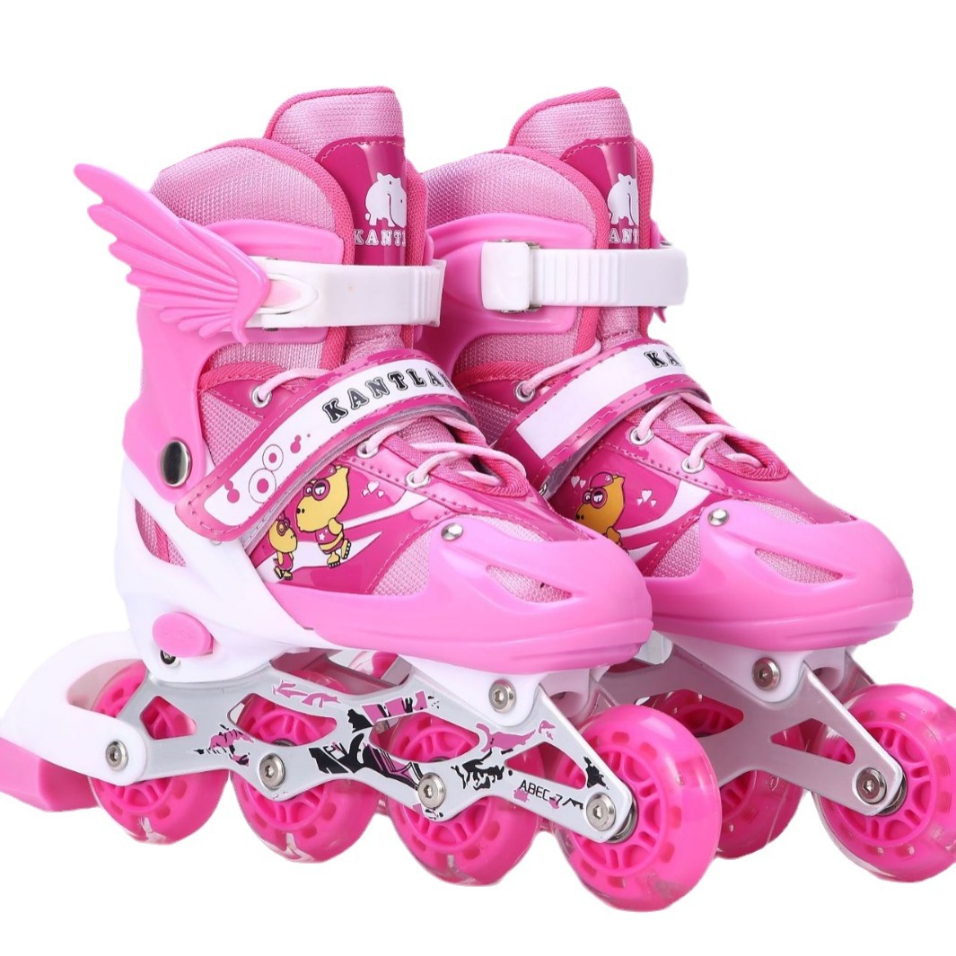 Ruedas de goma rosa "full-flash" + casco + equipo de protección