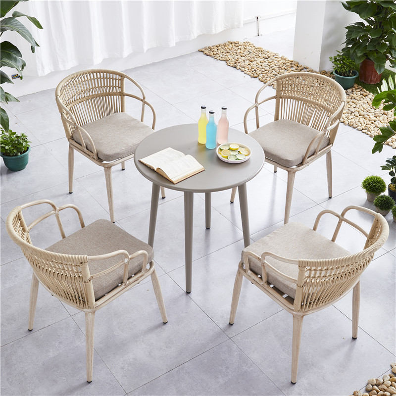 4 chairs 70cm carbon steel round table