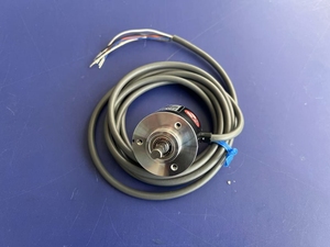 100% New and Original E6B2-CWZ6C Rotary <strong>Encoder</strong> Incremental 2M 1000 <strong>P</strong>/<strong>R</strong> - Product Image 4
