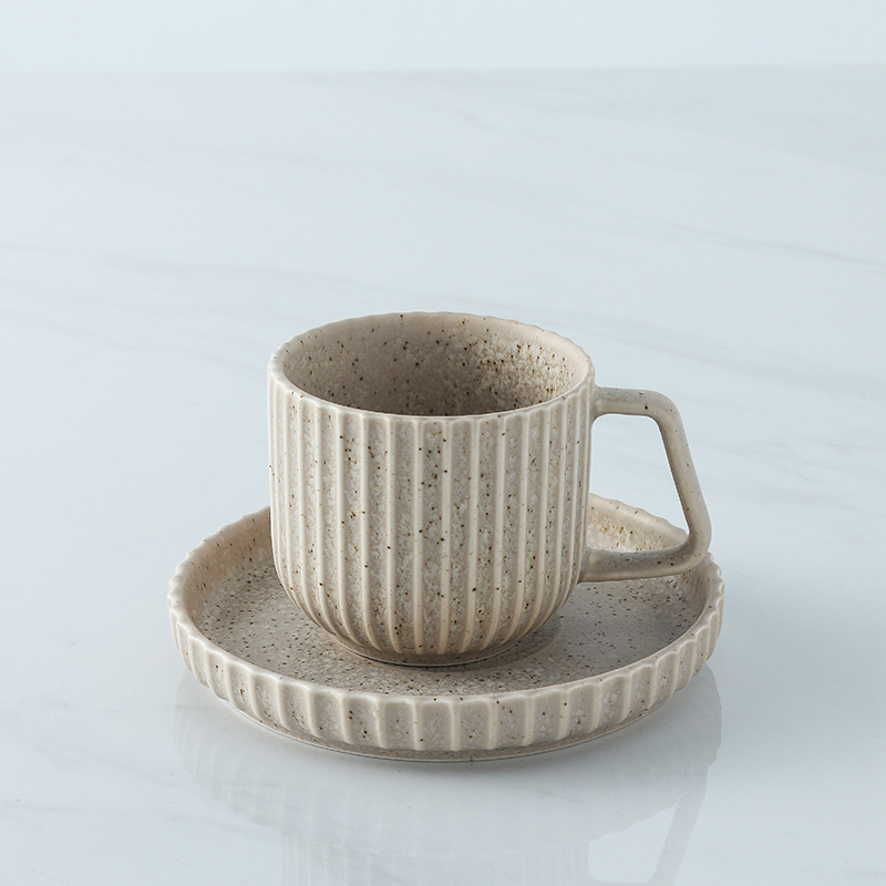 Taza y plato de 220 ml SY88