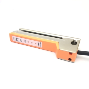 LA-B12 serisi optik sensörler yüksek hassasiyetli fotoelektrik etiket sensörü lazer teknolojisi hızlı doğru algılama opak nesneler - Product Image 1