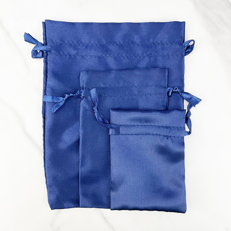Bleu foncé