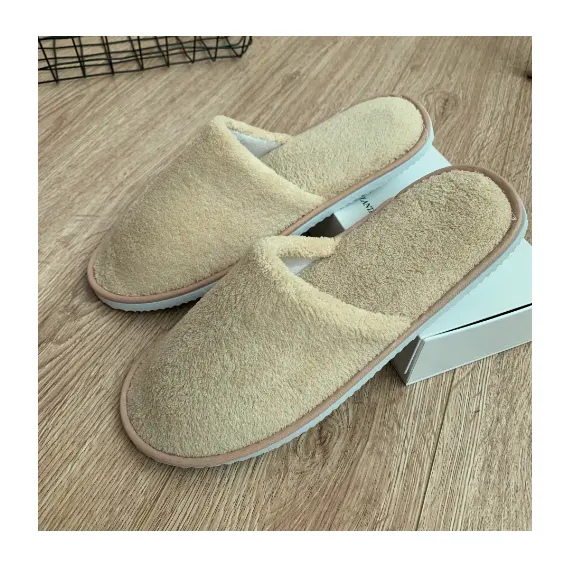 high quality various styles of beautiful non-slip coral fleece velvet disposable personalized hotel slippers with logo