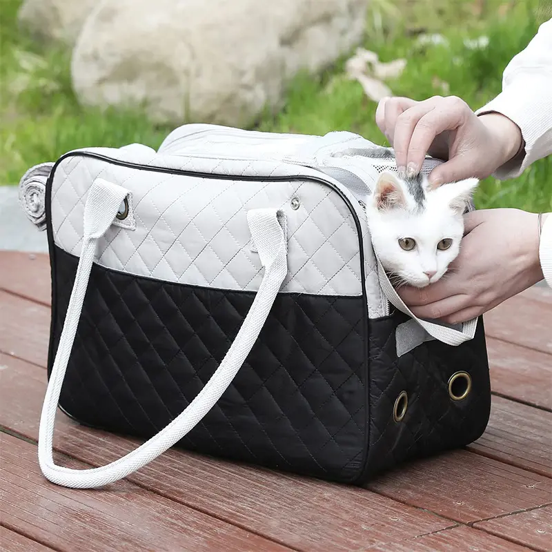 ODM OEM 다이아몬드 퀼트 패딩 카시트 개 고양이 동물 어깨 가방 야외 보관 주최자 토트 여행 애완 동물 캐리어 핸드백