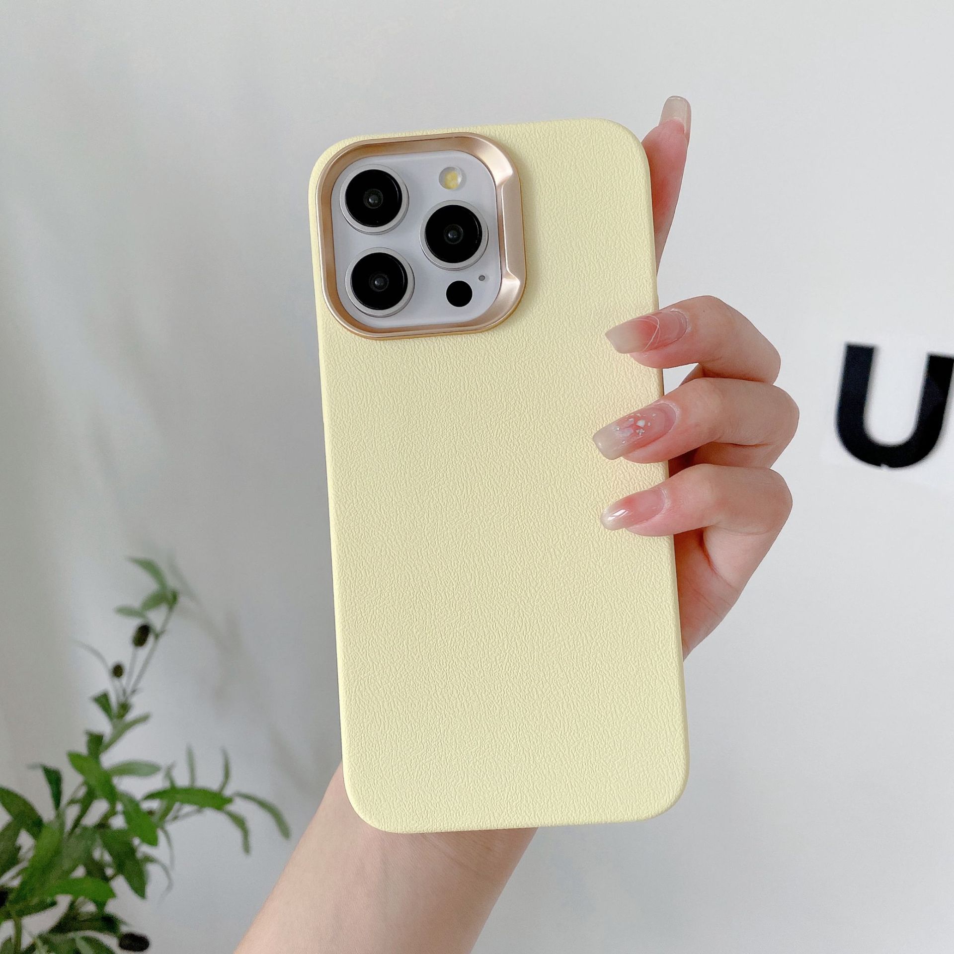 Jaune