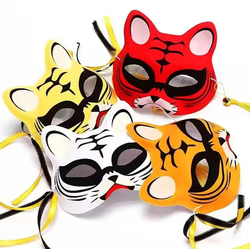 Maschere giapponesi Kitsune Cat Tiger Cute Cosplay Half Face Mask Masquerade Festival Holiday Decoration PVC