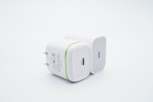 Un kit di sviluppo progettato per l'uso come piattaforma di valutazione per hardware e software in un ambiente di laboratorio - Product Image 3