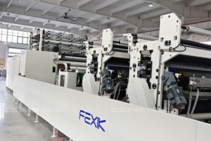 Macchina per la conversione di rotoli di carta igienica F-X5-2900 Non-stop 450 m/min macchina per la produzione di carta igienica e asciugamani da cucina - Product Image 3