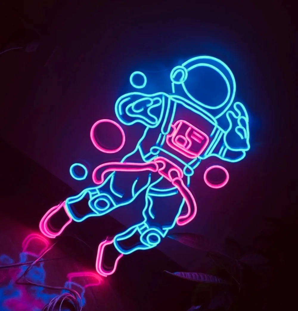 UV Impresso Acrílico Logotipo Personalizado Carta Número LED Astronauta Neon Light Sign Fazendo Equipamentos para Casa Quarto Loja Decoração