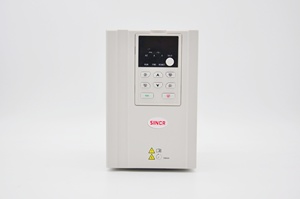 Inversor de corriente de onda sinusoidal pura SINCR de 750W con función VFD de 380V CC a 220V CA para motor convertidor Solar Unidad de frecuencia Variable