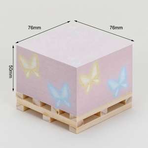 Cubo de papel con logotipo personalizado profesional 7,6*7,6 nota adhesiva con paleta de madera bloque de papel de nota de paleta personalizado - Product Image 2