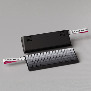 Tastiera da gioco cablata RGB tastiera retroilluminata Ultra-compatta Anti-Ghosting 68 tasti tastiera a membrana per PC portatile Windows Gamer - Product Image 4